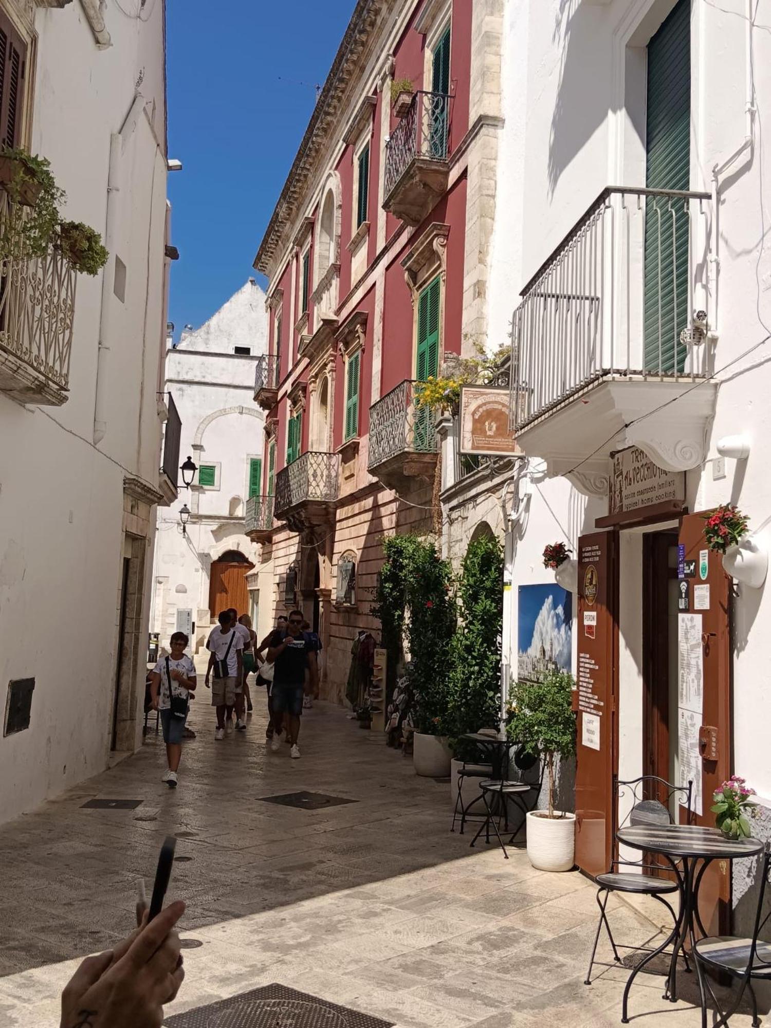 Palazzoliva - Luxury Boho Chic Guest House In The Historic Heart Of Martina Franca Kültér fotó