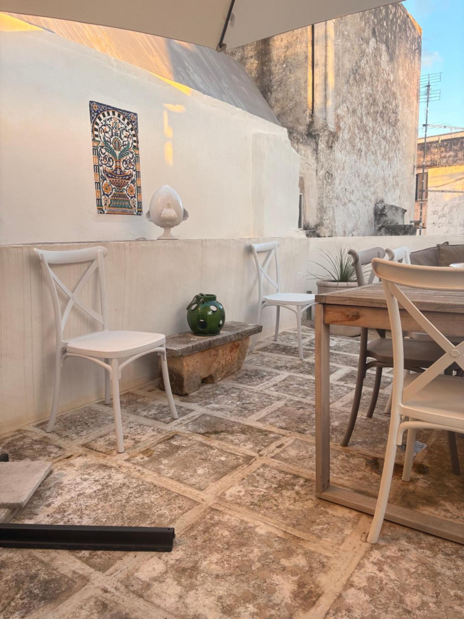 Palazzoliva - Luxury Boho Chic Guest House In The Historic Heart Of Martina Franca Kültér fotó